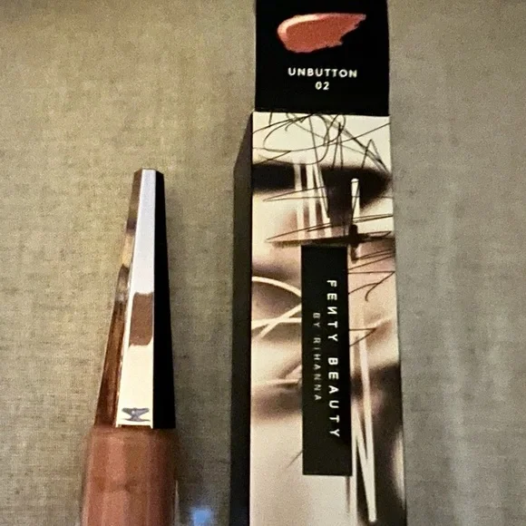 Fenty Beauty Stunna Lip Paint Unbutton Shade NIB - Picture 2 of 4
